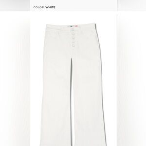 Cabi palm beach crop white jean. Size 8. Worn once.